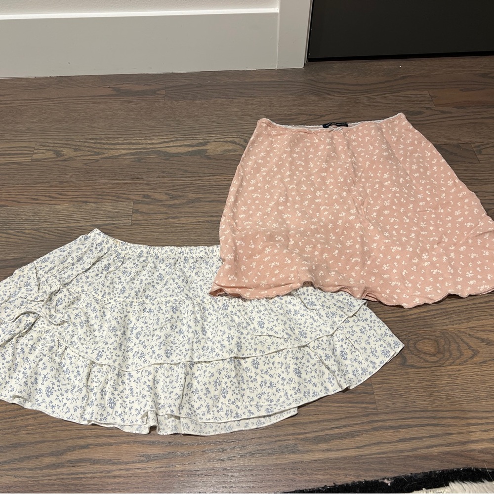 Brandy Melville Pink and White Floral Skirt Set